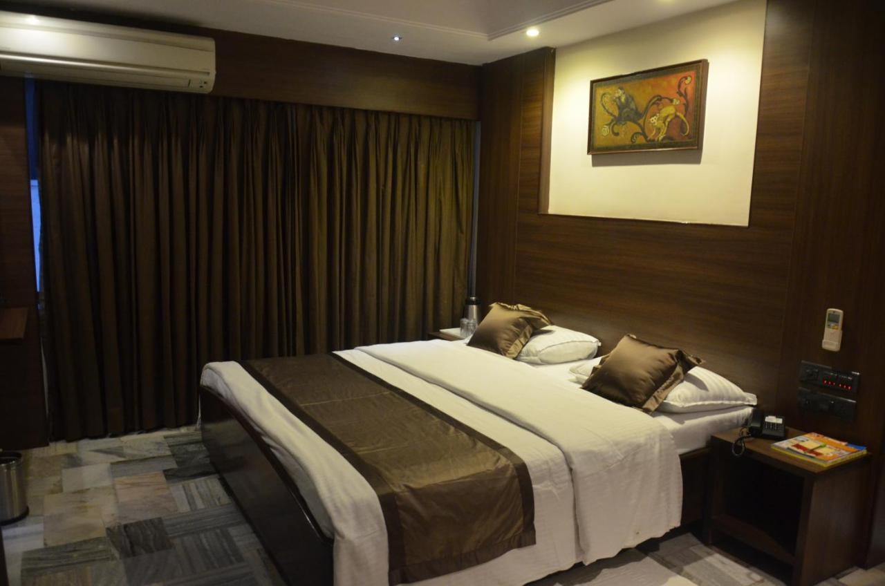 Jaya Residency Hotel Kakinada Ngoại thất bức ảnh